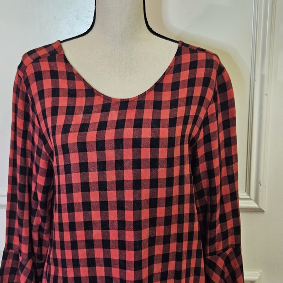 Cloth & Stone Red and Black Buffalo Plaid Flutter Sleeve Dress,Large - Picture 5 of 16